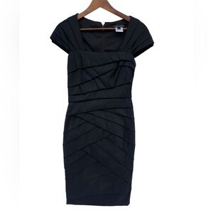 Tadashi Shoji  Black Bandage Pleated Basket Weave Cap Sleeves Dress Size 4